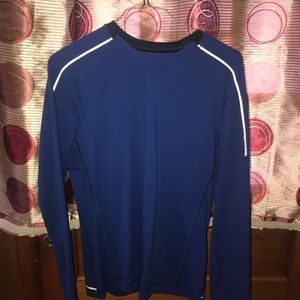 Lululemon colbolt blue long sleeve shirt